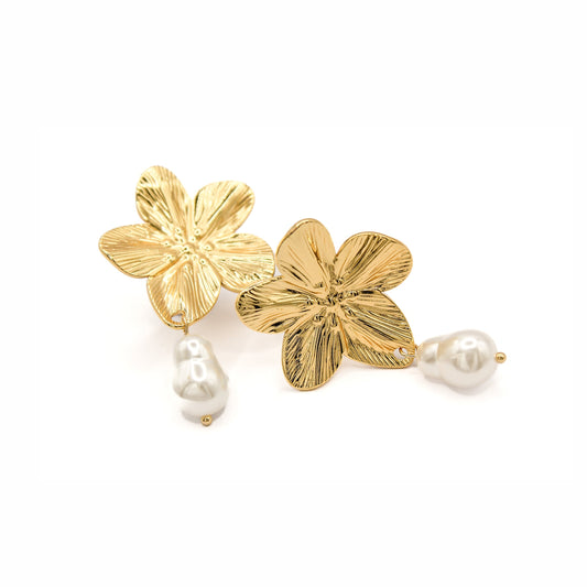 Chicaspiare Earrings