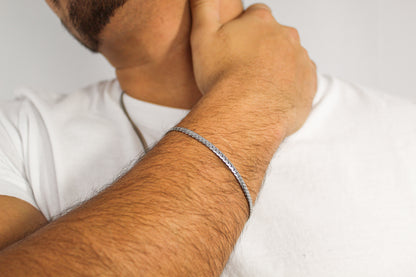 Lume Chain Bracelet