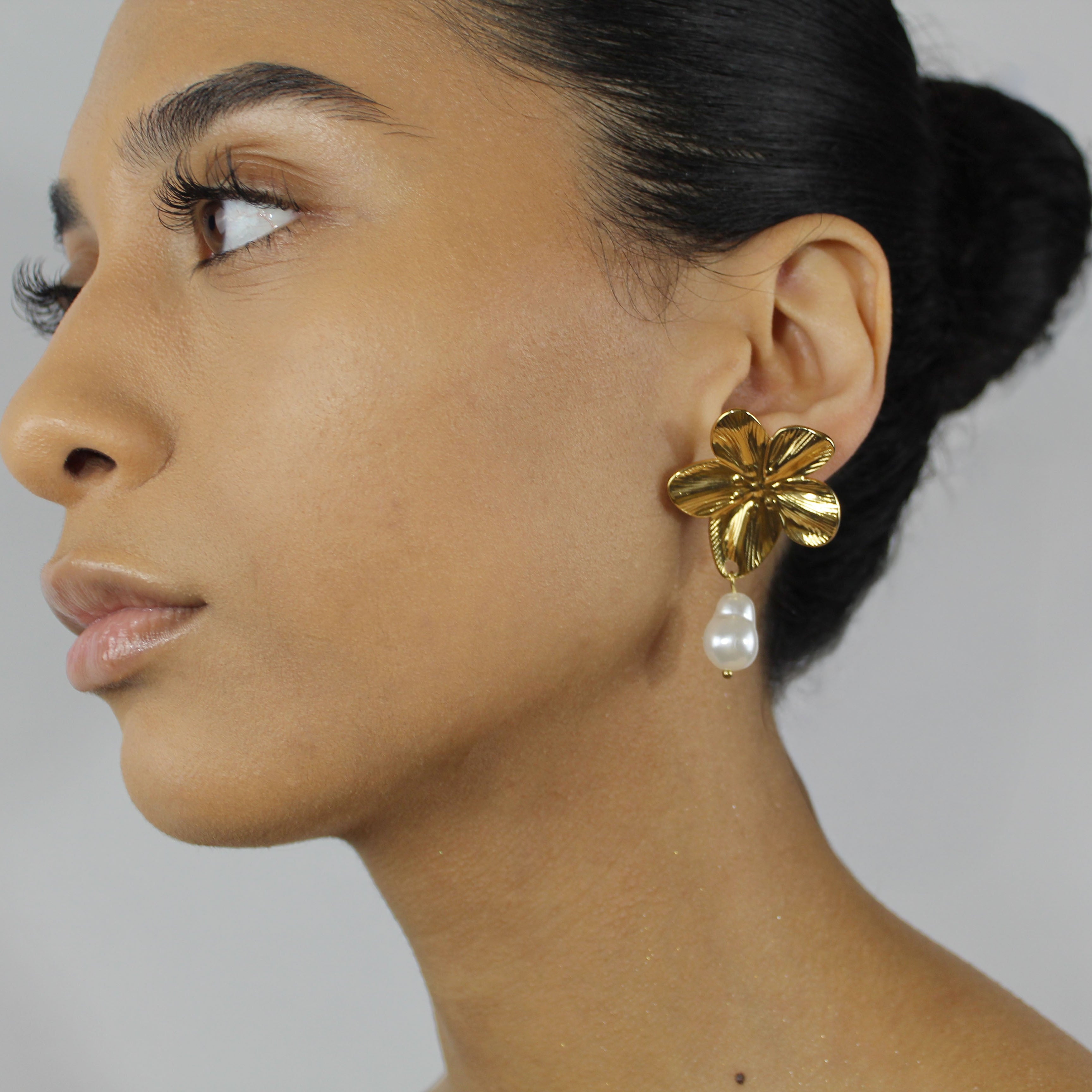 Chicaspiare Earrings