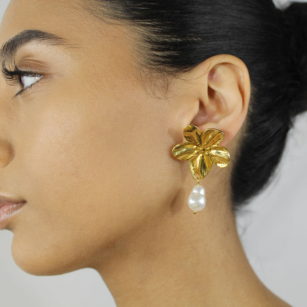 Chicaspiare Earrings