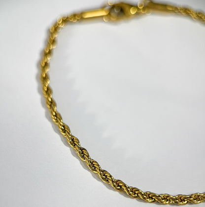 Rosé Dainty Bracelet