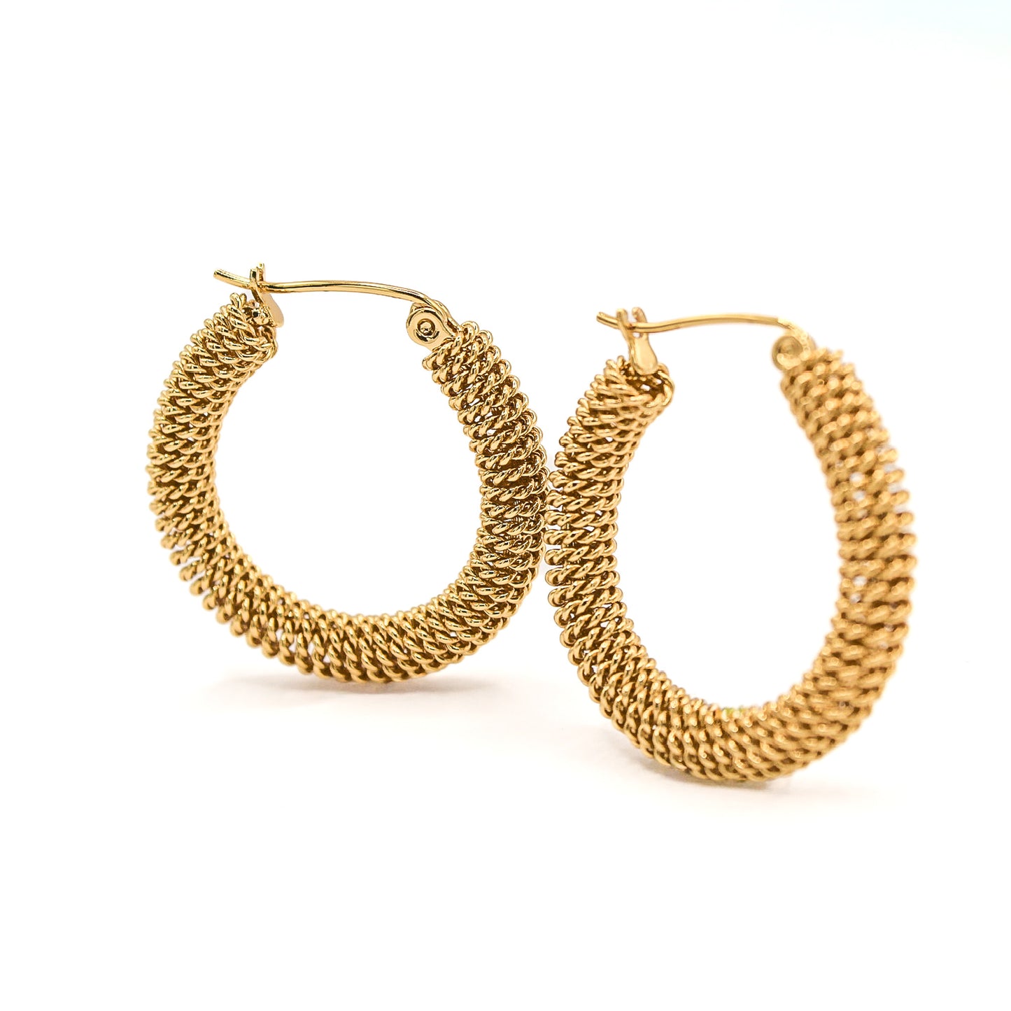 Mia Hoops