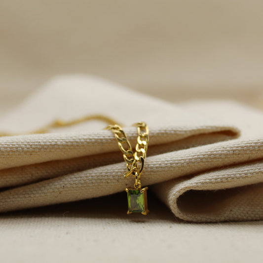 Zai Pendant Necklace