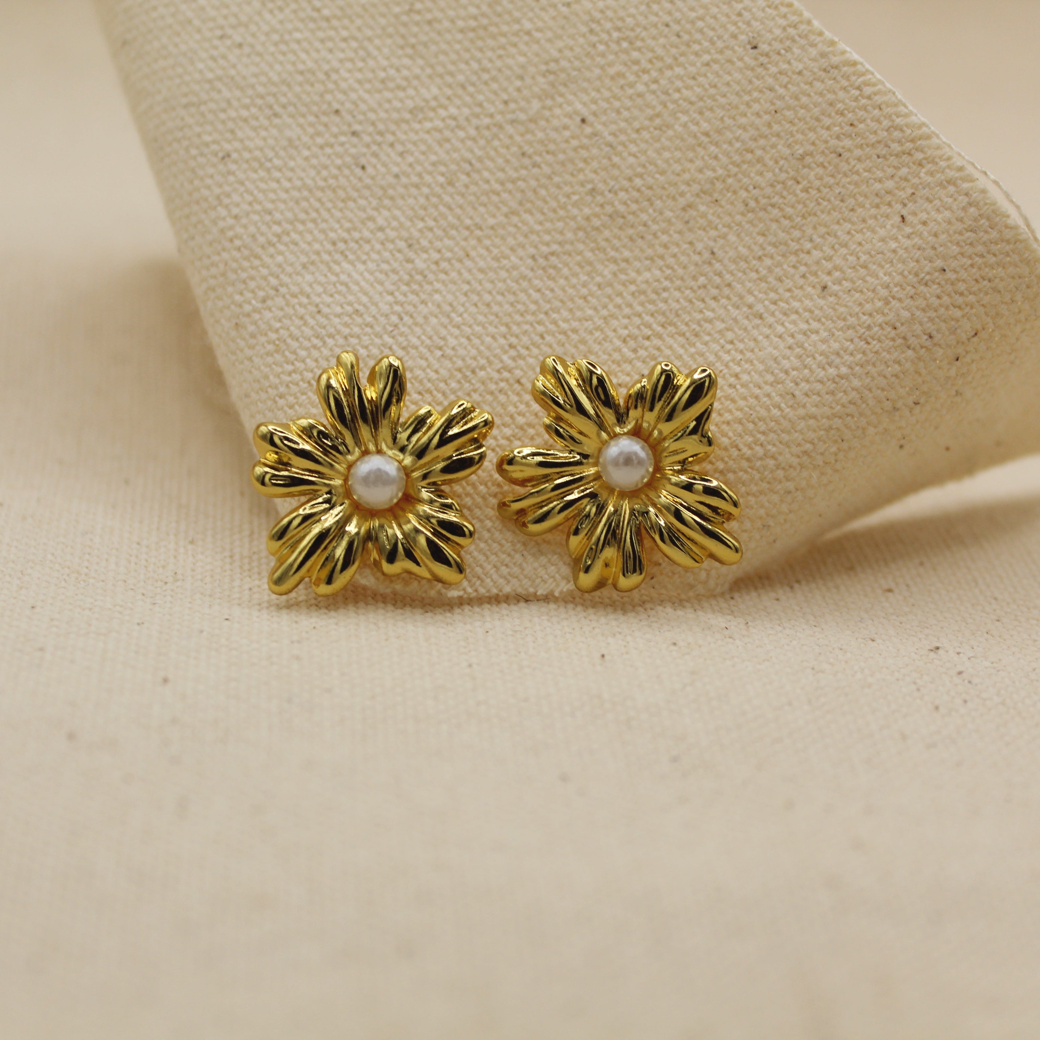 Dahlia Earrings