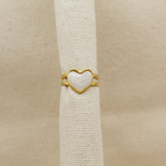 Eva Ring