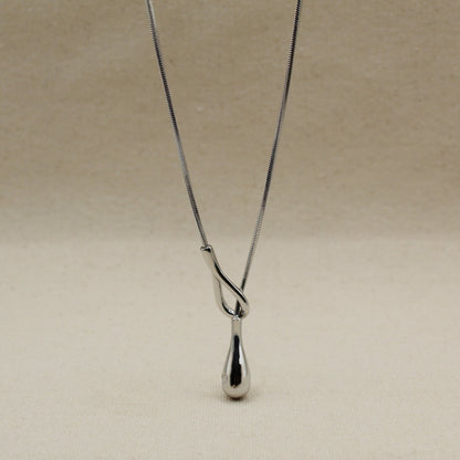 Kelly Layers Necklace